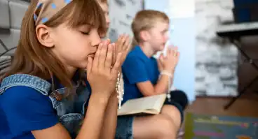 Praying Children